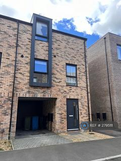 undefined, Enriqueta Rylands Close, Stretford, Manchester, M32