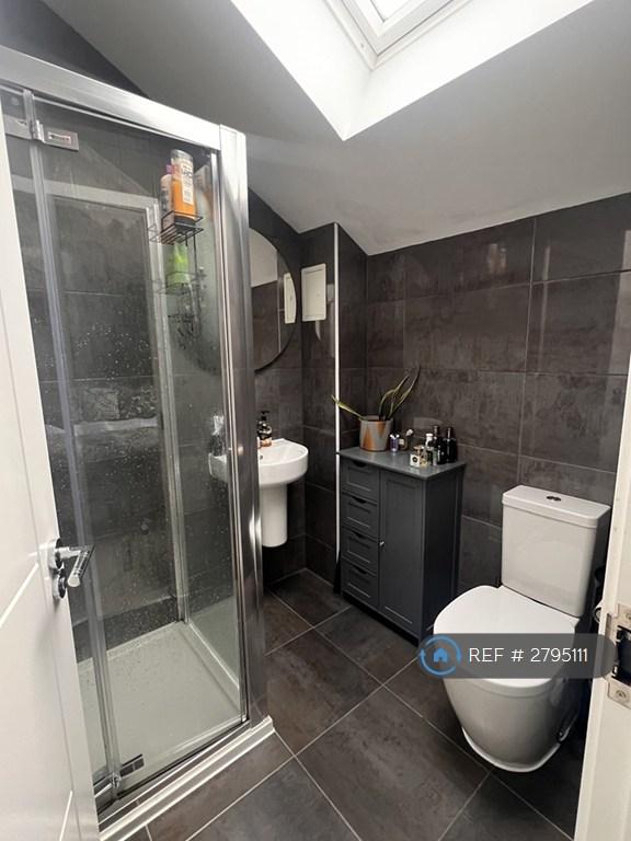 Master Ensuite