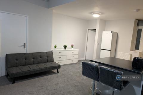 undefined, Pomeroy St, Cardiff, CF10