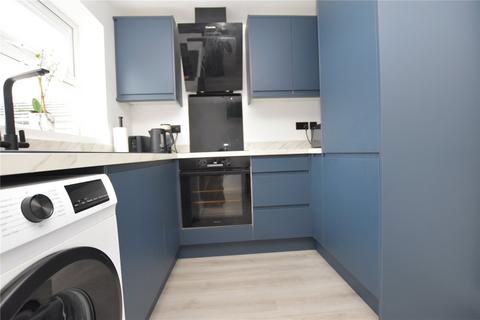 2 bedroom semi-detached house for sale, Guillemot Approach, Morley, Leeds, West Yorkshire