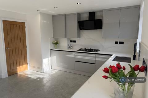 undefined, Swallow Drive, Leeds, LS17