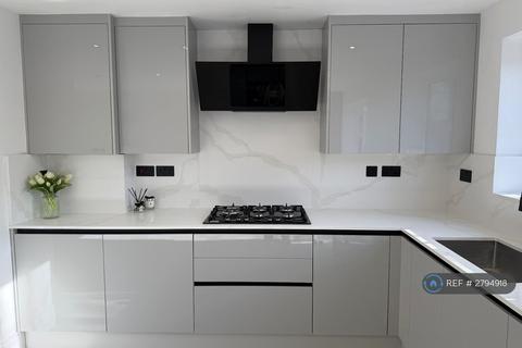 undefined, Swallow Drive, Leeds, LS17