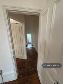 3 bedroom maisonette to rent, Mildmay Grove South, London, N1