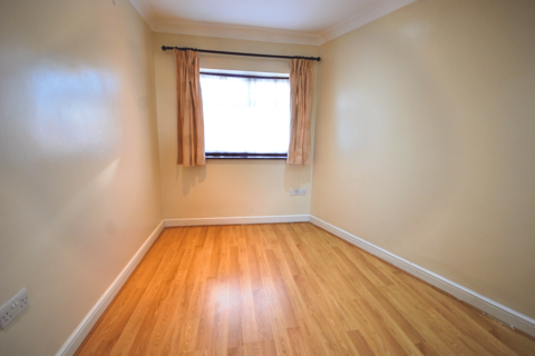 1 bedroom flat to rent, BURNSIDE CRESCENT, WEMBLEY