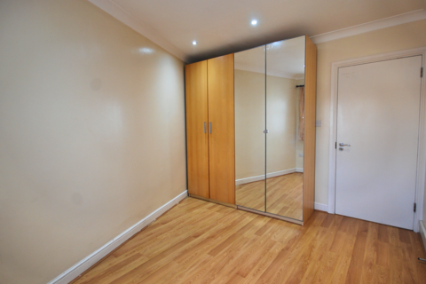 1 bedroom flat to rent, BURNSIDE CRESCENT, WEMBLEY
