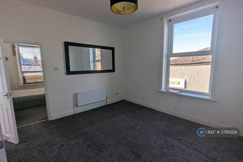 undefined, Wakefield Road, Stalybridge, SK15