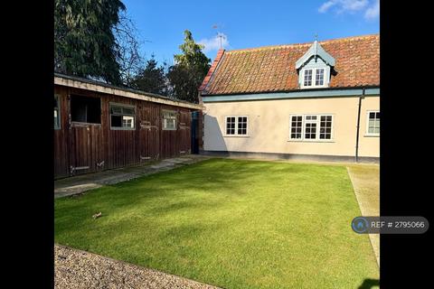 1 bedroom semi-detached house to rent, Watton Green Road, Thetford, IP25