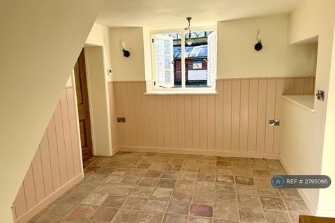 1 bedroom semi-detached house to rent, Watton Green Road, Thetford, IP25