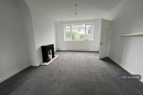 3 bedroom semi-detached house to rent, Kent Avenue, Manchester, SK8