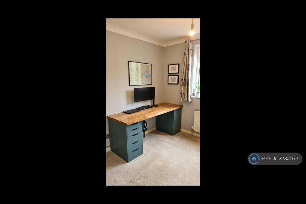 Mid-Floor Bedroom