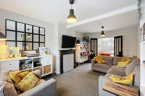 3 bedroom terraced house for sale, Lancaster Place, Kenilworth