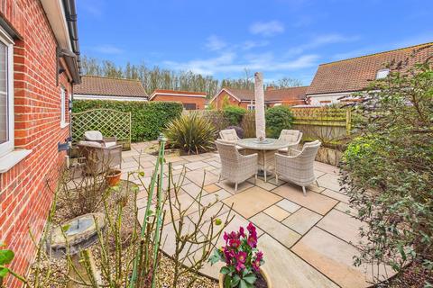 undefined, Sutton Drive, Wymondham