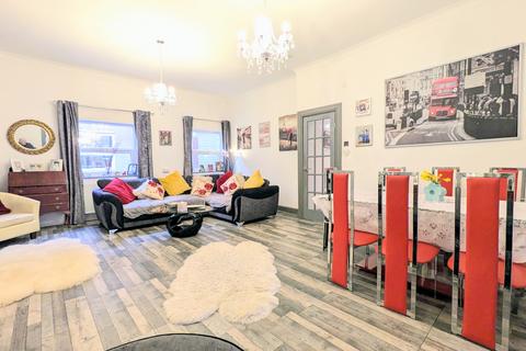 4 bedroom bungalow for sale, Pontycapel Road, Cefn Coed CF48