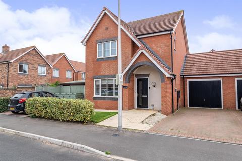 3 bedroom detached house for sale, Galley View, Nuneaton CV10