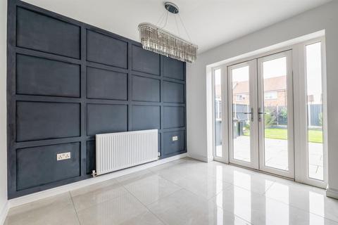 3 bedroom detached house for sale, Galley View, Nuneaton CV10