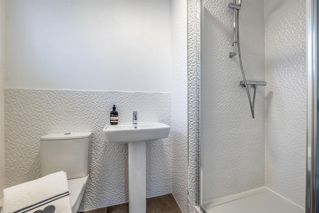 En suite Bathroom