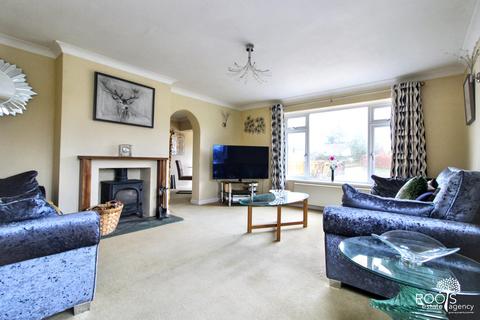 3 bedroom semi-detached house for sale, Woolton Hill Road, Newbury RG20