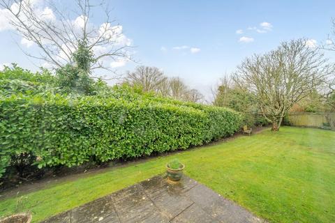 2 bedroom flat for sale, Longcrofte Road, Edgware HA8
