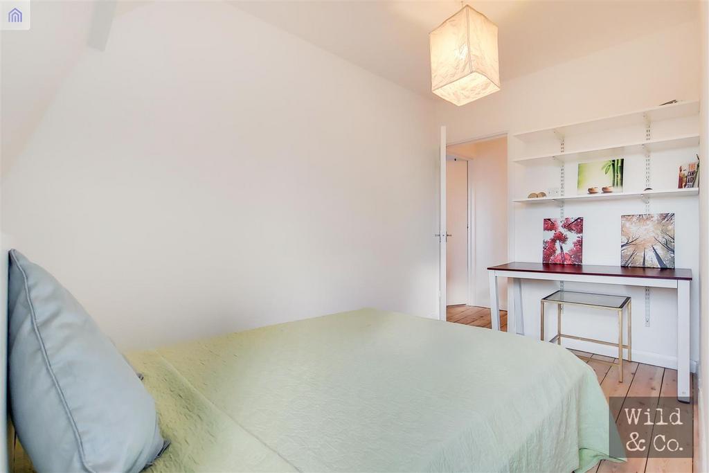 6 Bedroom 2-1.jpg