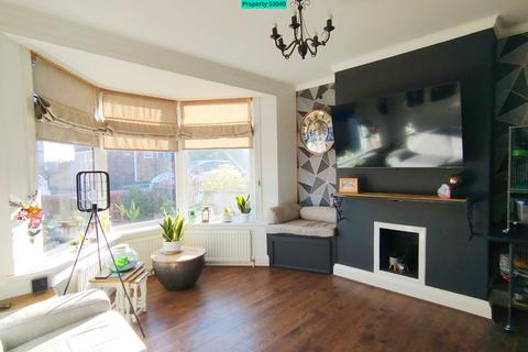 3 bedroom terraced house for sale, 9 Mount Park Avenue, Scarborough, YO12