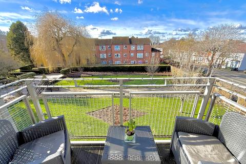 undefined, 36a Groundwell Road, Swindon SN1