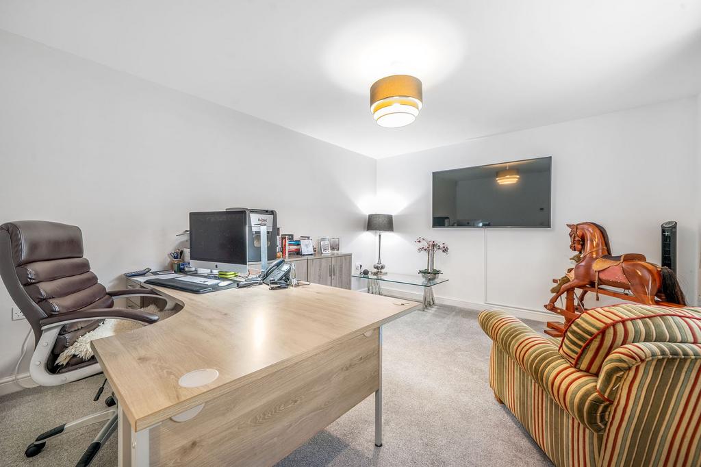 Family Room / Office / Dining Room