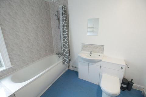 1 bedroom in a house share to rent, 43 Newland Street West, Lincoln, Lincolnshire, LN1 1QQ