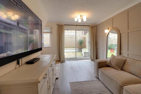 3 bedroom house for sale, Brighton Way, Stevenage SG1