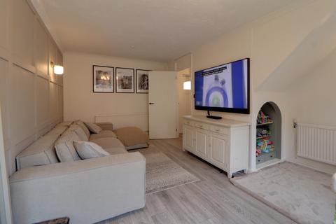 3 bedroom house for sale, Brighton Way, Stevenage SG1