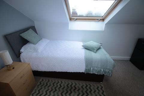 1 bedroom in a house share to rent, 43 Newland Street West, Lincoln, Lincolnshire, LN1 1QQ