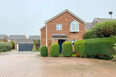 3 bedroom detached house for sale, Garrick Lane, New Waltham