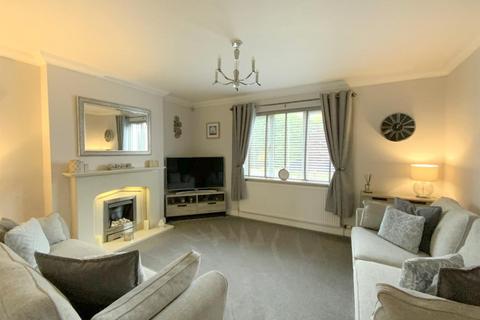 3 bedroom detached house for sale, Garrick Lane, New Waltham