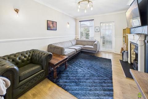 2 bedroom semi-detached house for sale, Mayplace Road West, Bexleyheath, Kent, DA7