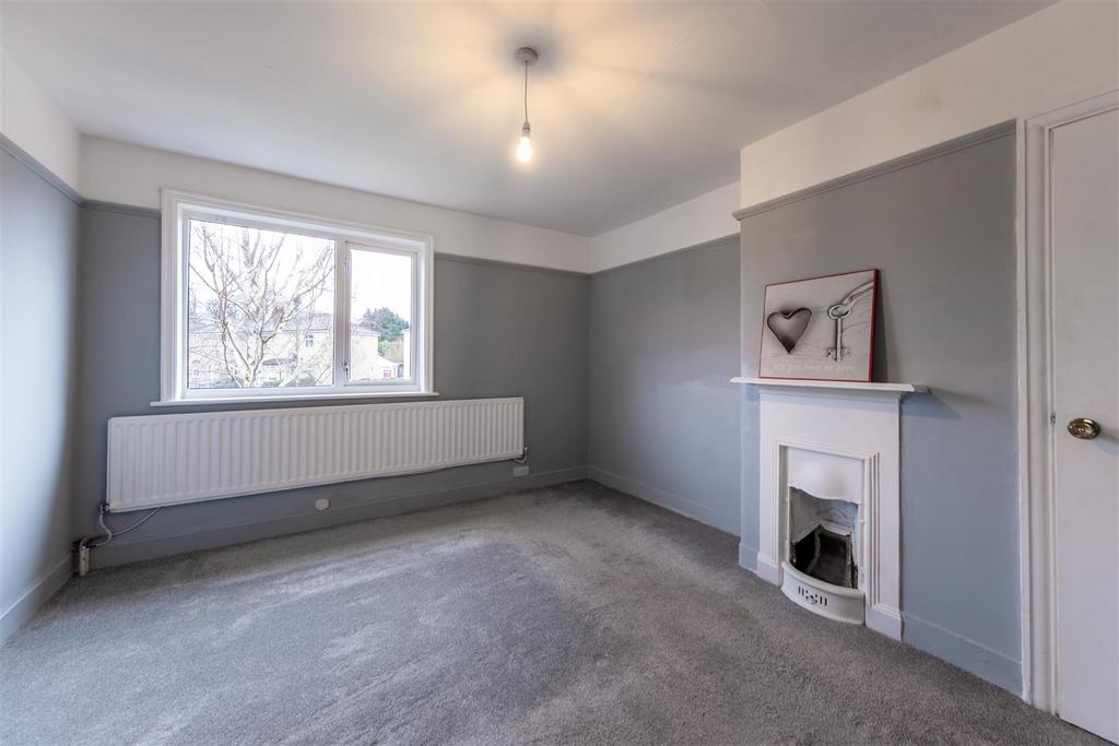 16 Ainsworth Road-014.jpg
