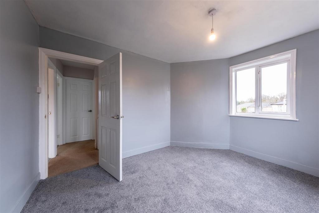 16 Ainsworth Road-018.jpg