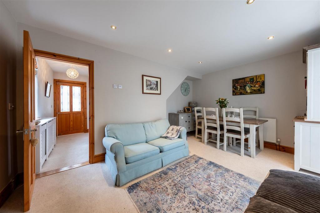 10 Rayleigh Avenue-012.jpg