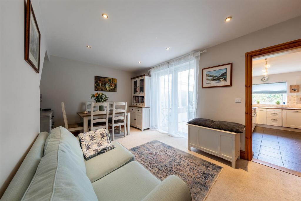 10 Rayleigh Avenue-015.jpg