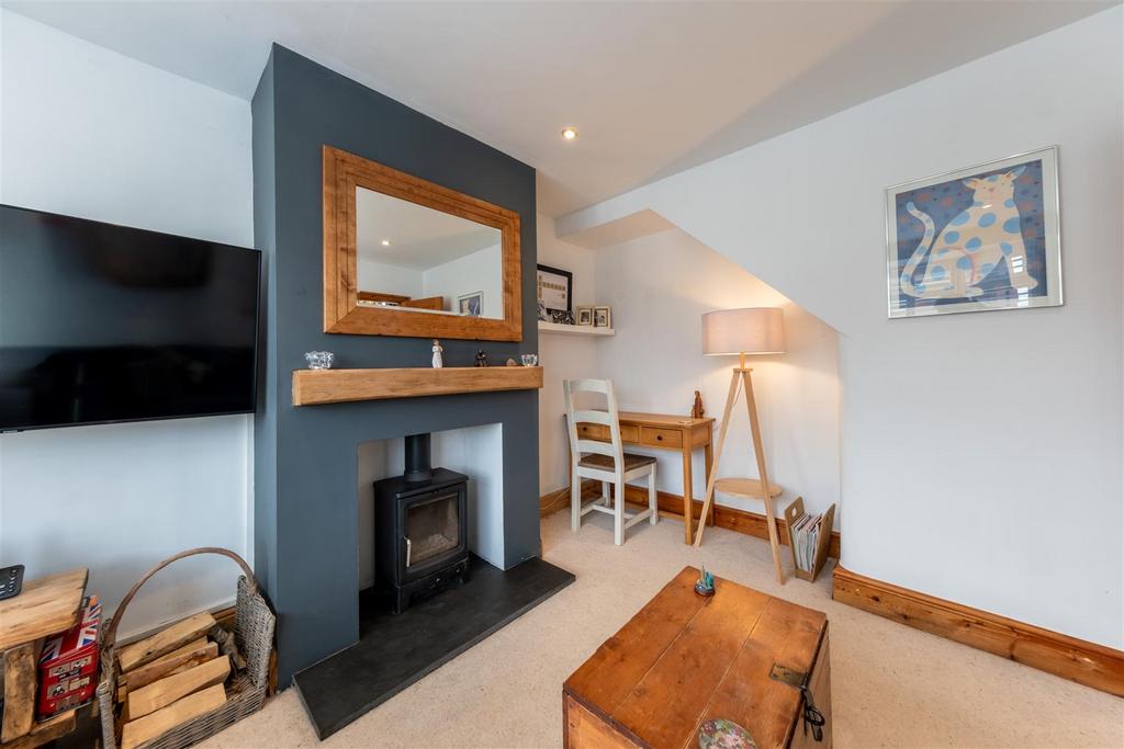 10 Rayleigh Avenue-018.jpg
