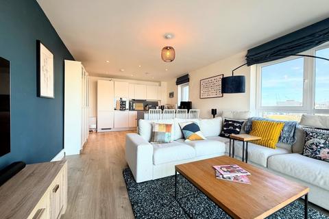2 bedroom flat for sale, Riverside Quay, Thomas Blake Avenue, Southampton, SO14