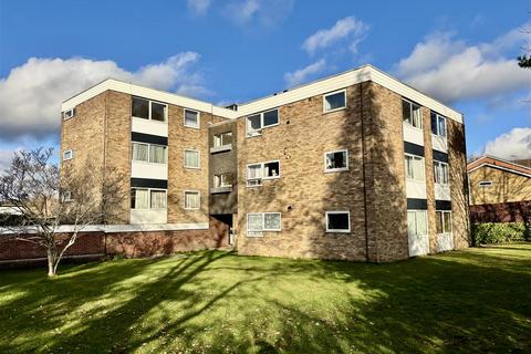 2 bedroom apartment for sale, Upper Gordon Road, Camberley GU15