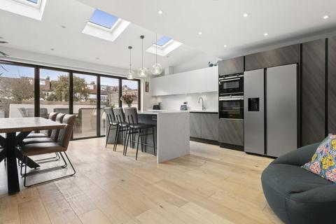 4 bedroom terraced house for sale, Brooklands Avenue, London, SW19