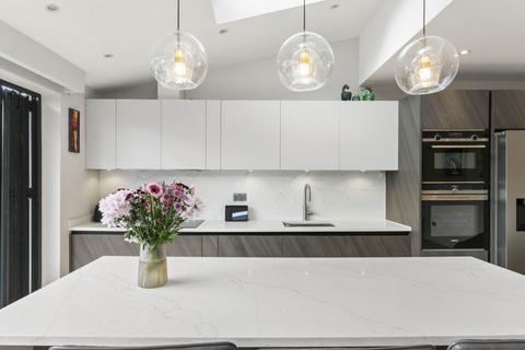 4 bedroom terraced house for sale, Brooklands Avenue, London, SW19