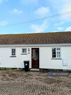 2 bedroom bungalow to rent, Trenance Court, Mullion, TR12