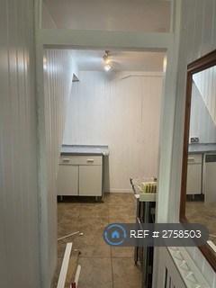 2 bedroom flat to rent, Bletchmore Close, Harlington, Hayes, UB3