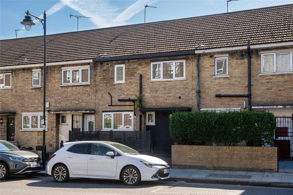 Tredegar Road, E3