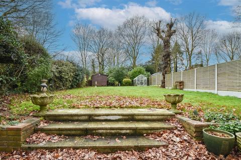 4 bedroom detached house for sale, Doddinghurst Road, Doddinghurst, Brentwood
