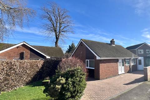 2 bedroom bungalow for sale, MODERNISED, SPACIOUS BUNGALOW, 7 Gwentlands Close, Chepstow, NP16 5JH