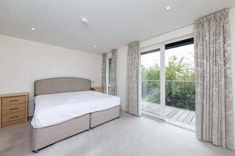 undefined, Sir Alexander Close, London