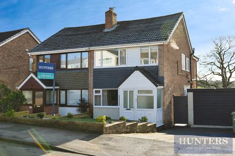 3 bedroom semi-detached house for sale, Woodlea Close, Yeadon, Leeds