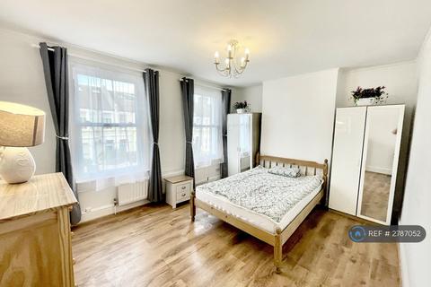 5 bedroom terraced house to rent, Graveney Road, London, SW17